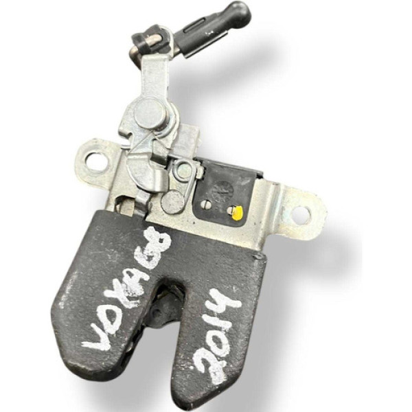 Fechadura Tampa Traseira Volkswagen Voyage 2014 5u5827505