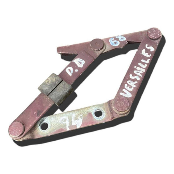 Braço Capo Dianteira Direita Ford Versailles Santana 1994