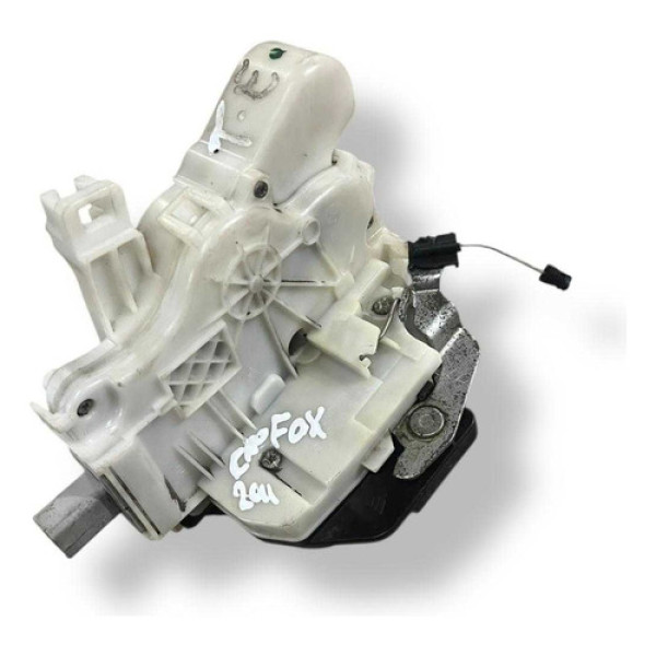 Fechadura Porta Traseira Esquerda Vw Crossfox 1.6  2011