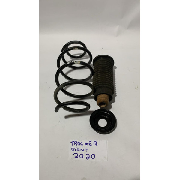 Molas Dianteira Tracker 2020