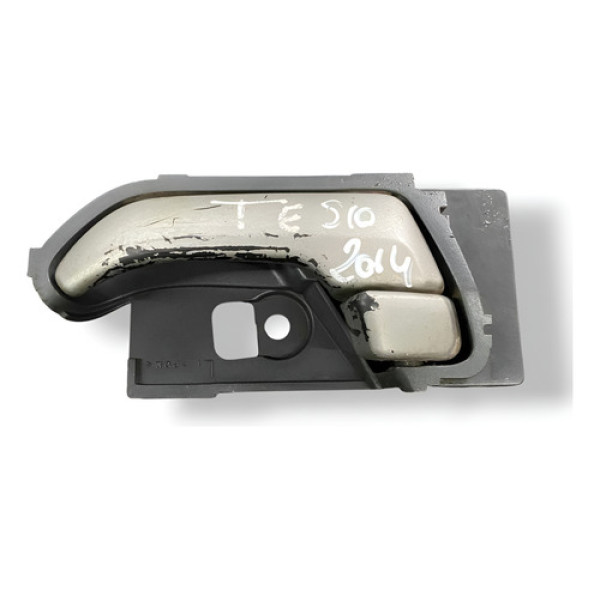 Maçaneta Interna Traseira Esquerda Chevrolet  S10 2.4  2014 Preto Traseira