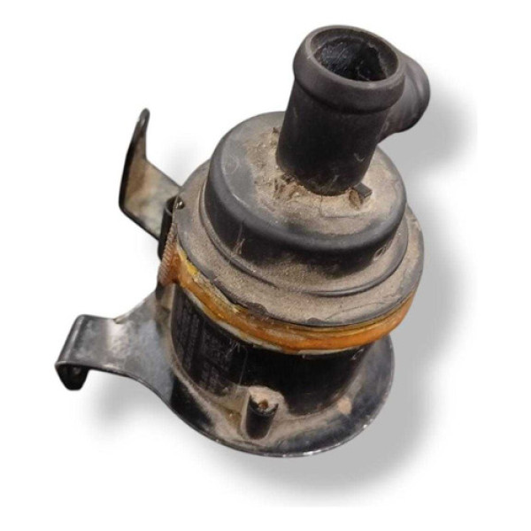 Bomba D\'água Auxiliar Volkswagen Amarok 2010/2017 059121012b