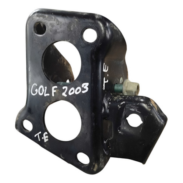 Suporte Eixo Traseiro Esquerdo Volkswagen Golf 2004 2005  Preto