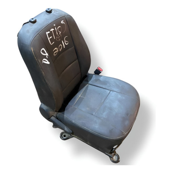 Banco Dianteiro Direito Toyota Etios 2015 2016 2017 - Cinza