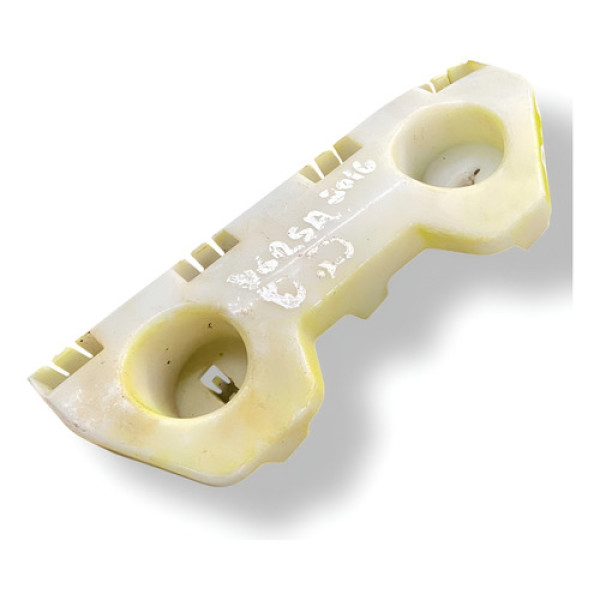 Guia Parachoque Dianteiro Direito Nissan Versa 2016 622249kp