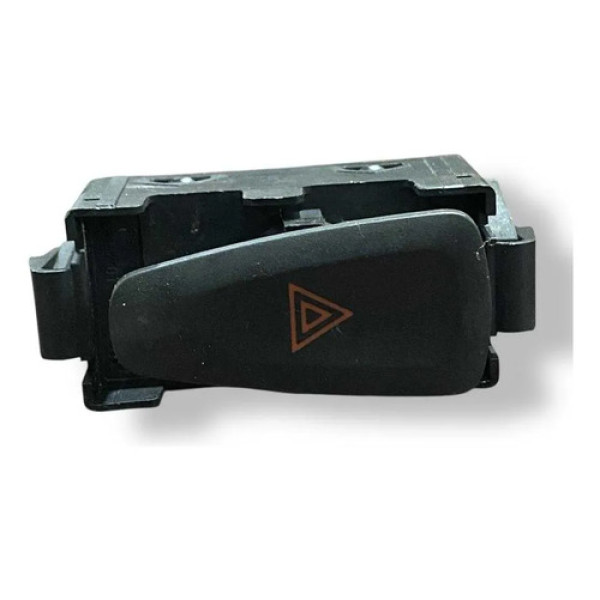 Botão Interrupto Pisca Alerta Renault Logan 2014 E3160101 Branco