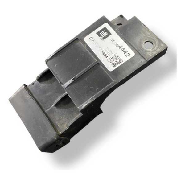 Suporte Radiador Chevrolet Onix 2015  2016 2017  52064442