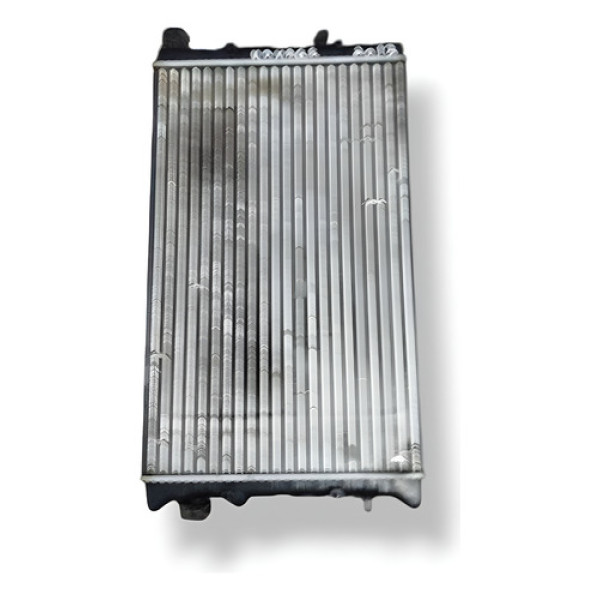 Radiador De Agua Volkswagen Voyage G7 G8 1.6 2014 A 2016