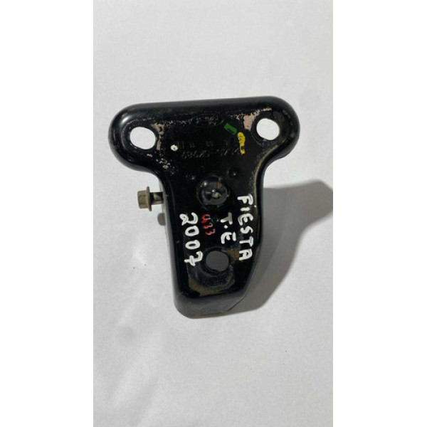 Suporte Eixo Suspenção Tras Esquerdo Fiesta 03/14 2s655k989