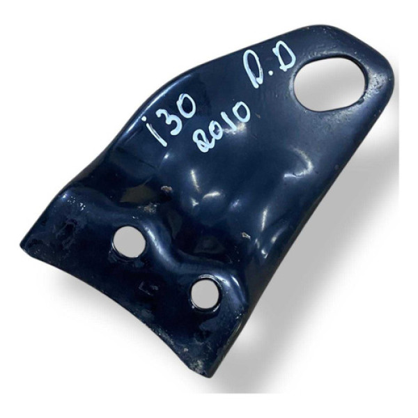 Suporte Gancho Reboque Lado Direito Hyundai I30 2010 A 2012