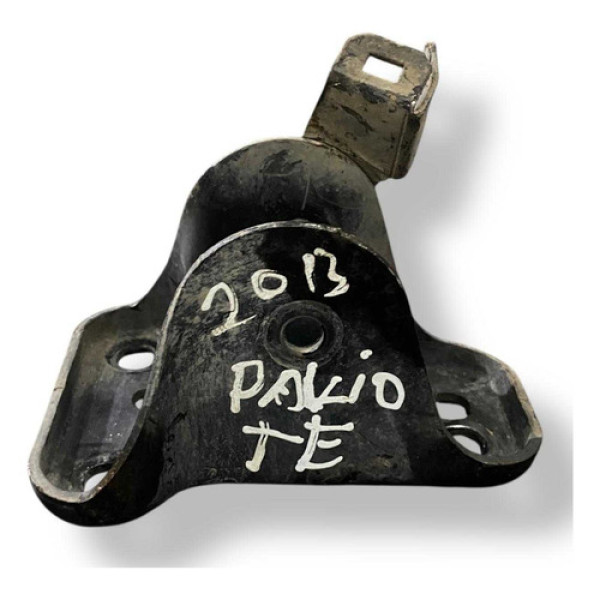 Suporte Eixo Traseiro Esquerda Fiat Palio 2013 2014 2015 Vermelho