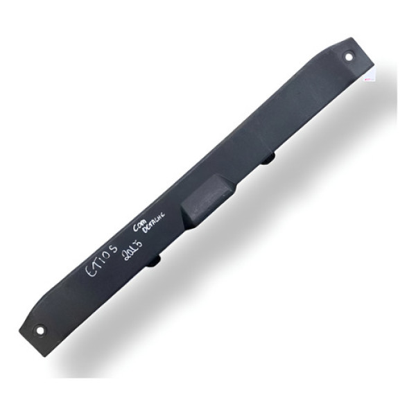 Acabamento Painel Traseiro Etios 2013/14 583870d060 Detalhe