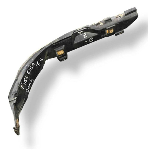 Guia Parachoque Traseiro Esquerdo Toyota Fielder 5257613020