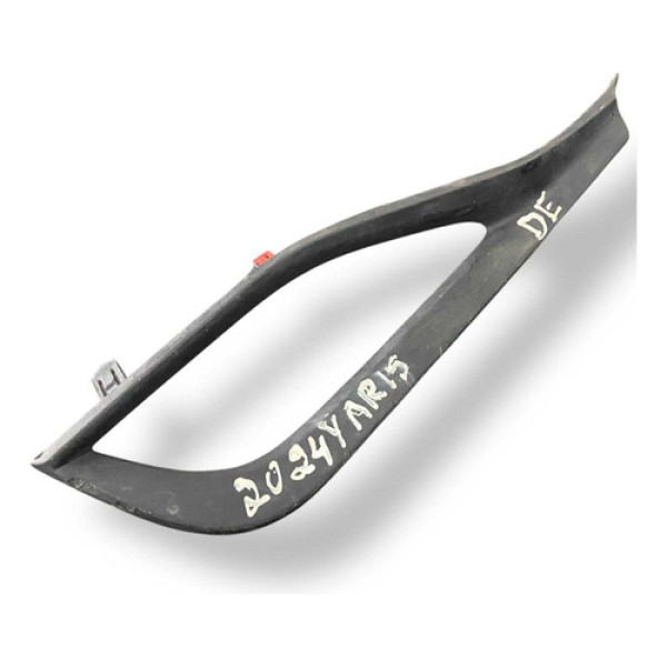 Moldura Difusor Ar Esquerdo Toyota Yaris 1.5 2025 550110d120