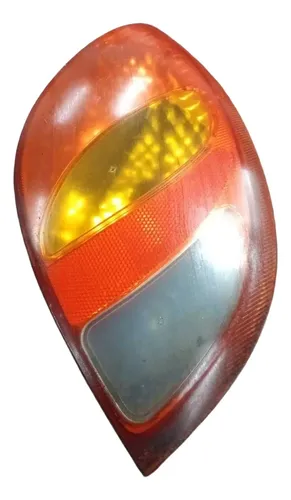 Lanterna Direita Chevrolet Celta 2003 2004 2005 2006 Detalhe Direito/passageiro Vermelho