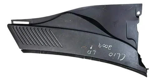 Grade Churrasqueira Direito Renault Clio 2000/09 8200026380